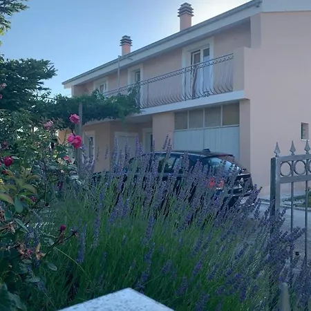 Apartment Mara