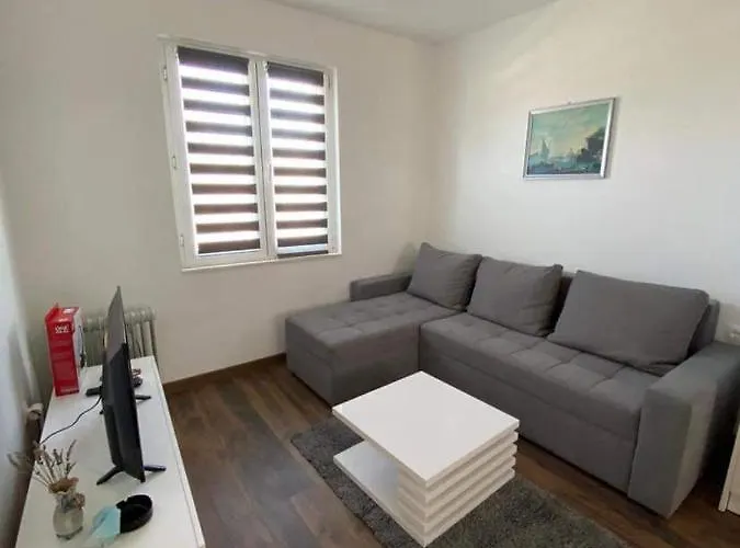 Apartment Mara *
